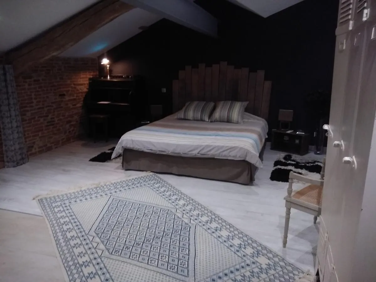 Domaine La Baronne Bed & Breakfast Buzet-sur-Tarn France