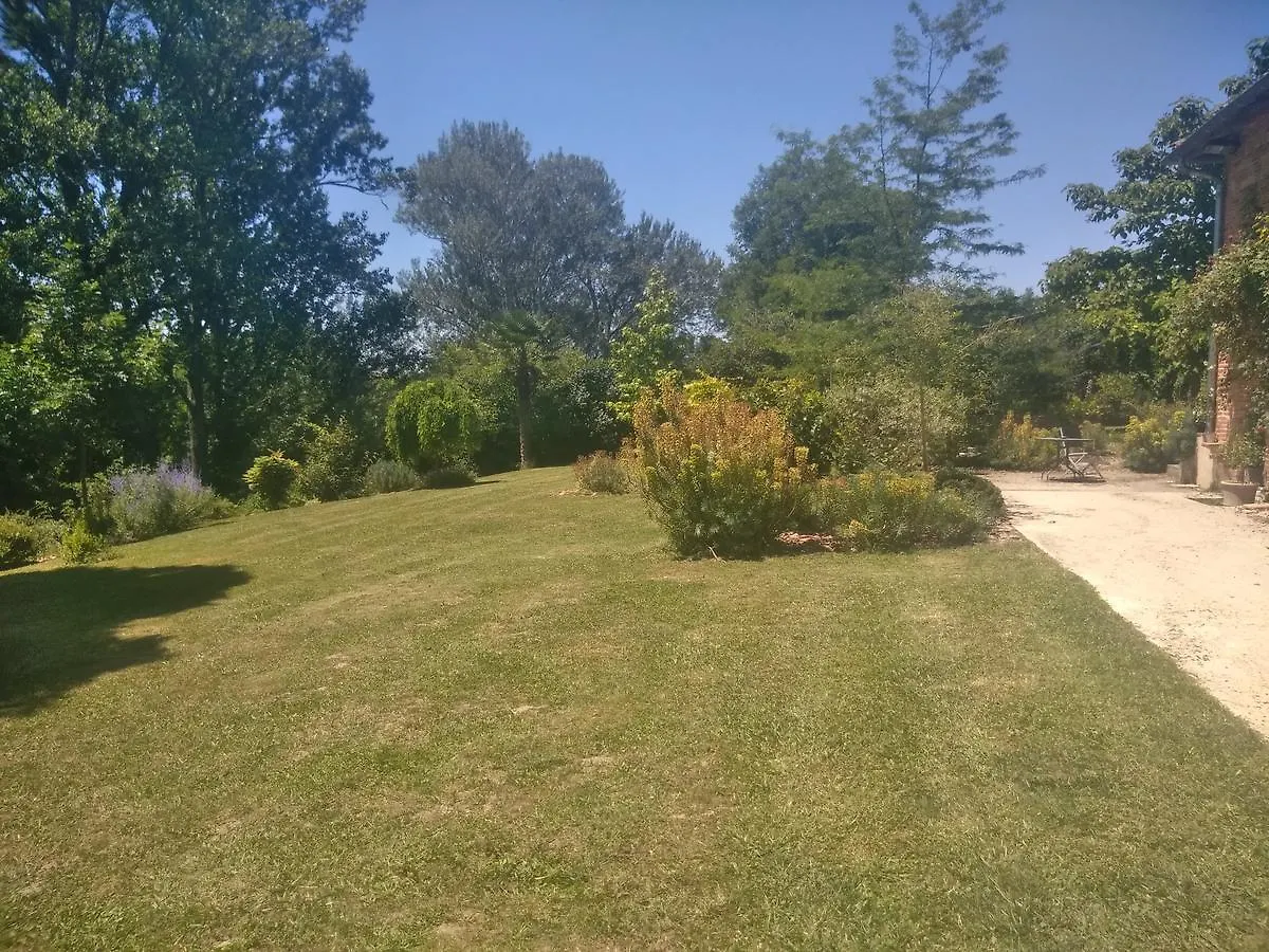 Domaine La Baronne Bed & Breakfast Buzet-sur-Tarn 0*,